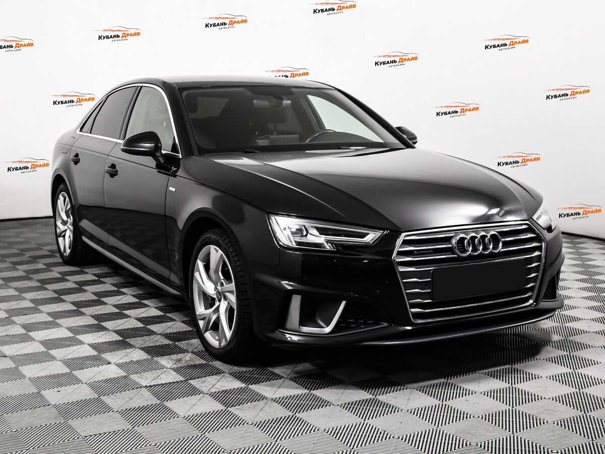 Audi A4 2018 года с пробегом. Фото: #2