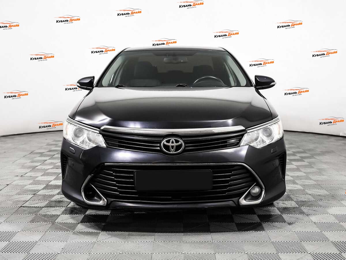 Toyota Camry 2016 года с пробегом. Фото: #1