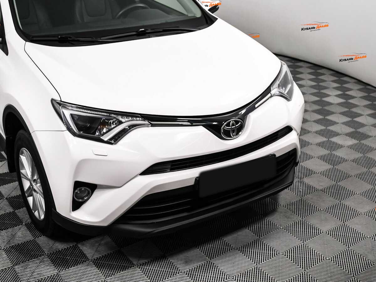 Toyota RAV4 2017 года с пробегом. Фото: #13