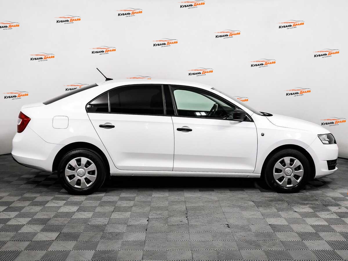Skoda Rapid 2017 года с пробегом. Фото: #3
