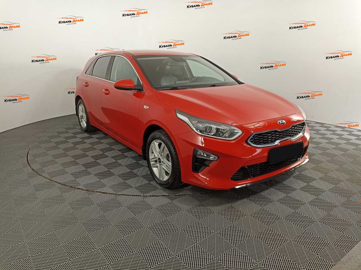 Kia Ceed 2018 года с пробегом. Фото: #2