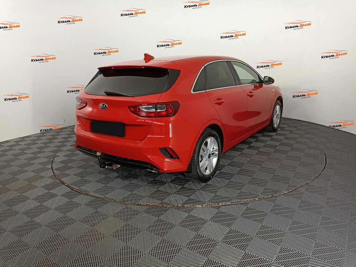 Kia Ceed 2018 года с пробегом. Фото: #3