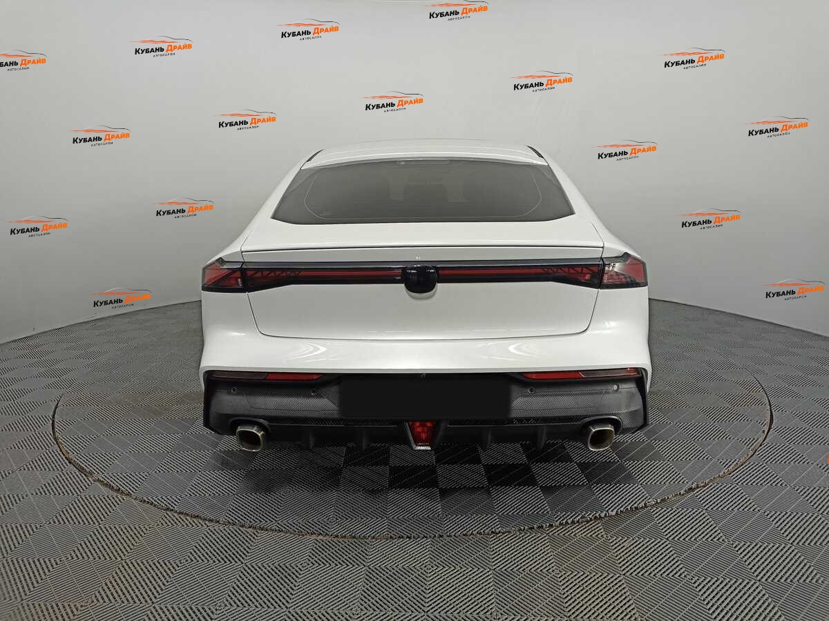 Changan UNI-V 2023 года с пробегом. Фото: #5