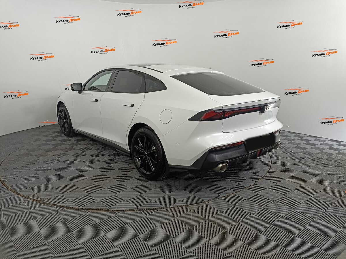 Changan UNI-V 2023 года с пробегом. Фото: #6