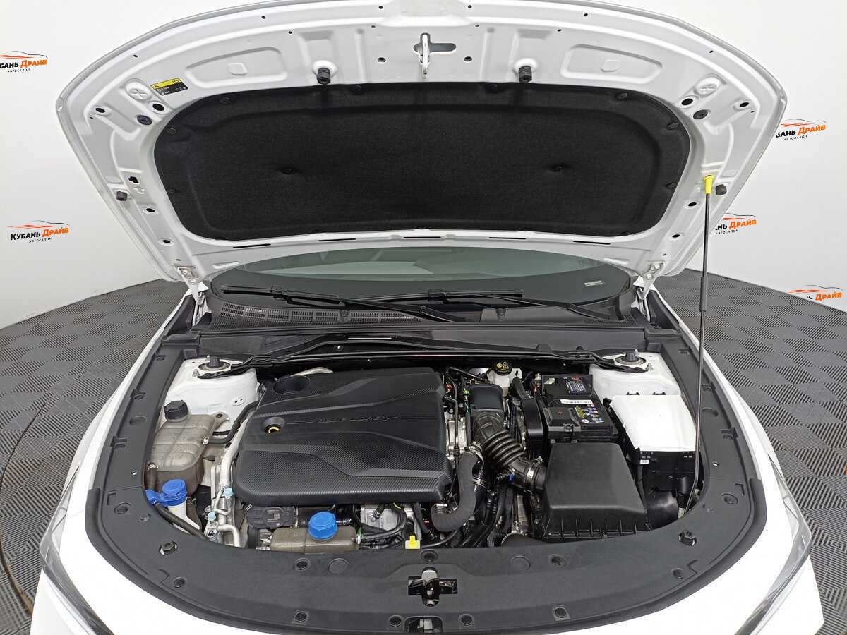 Changan UNI-V 2023 года с пробегом. Фото: #8