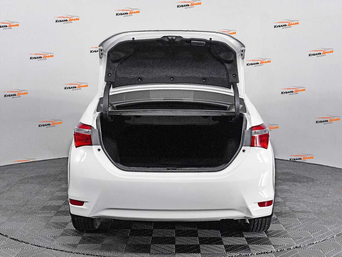 Toyota Corolla 2013 года с пробегом. Фото: #8