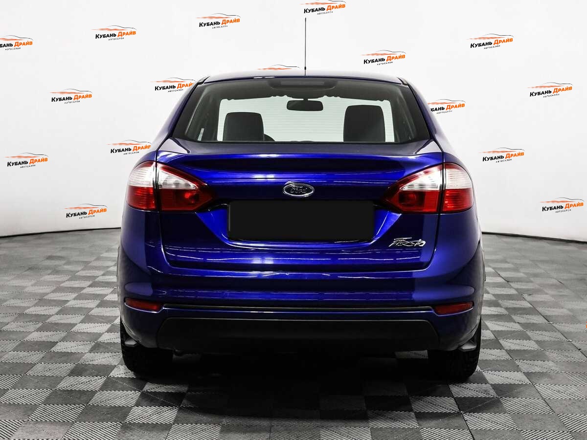 Ford Fiesta 2015 года с пробегом. Фото: #5