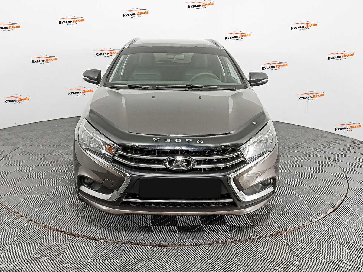 Lada (ВАЗ) Vesta 2021 года с пробегом. Фото: #1