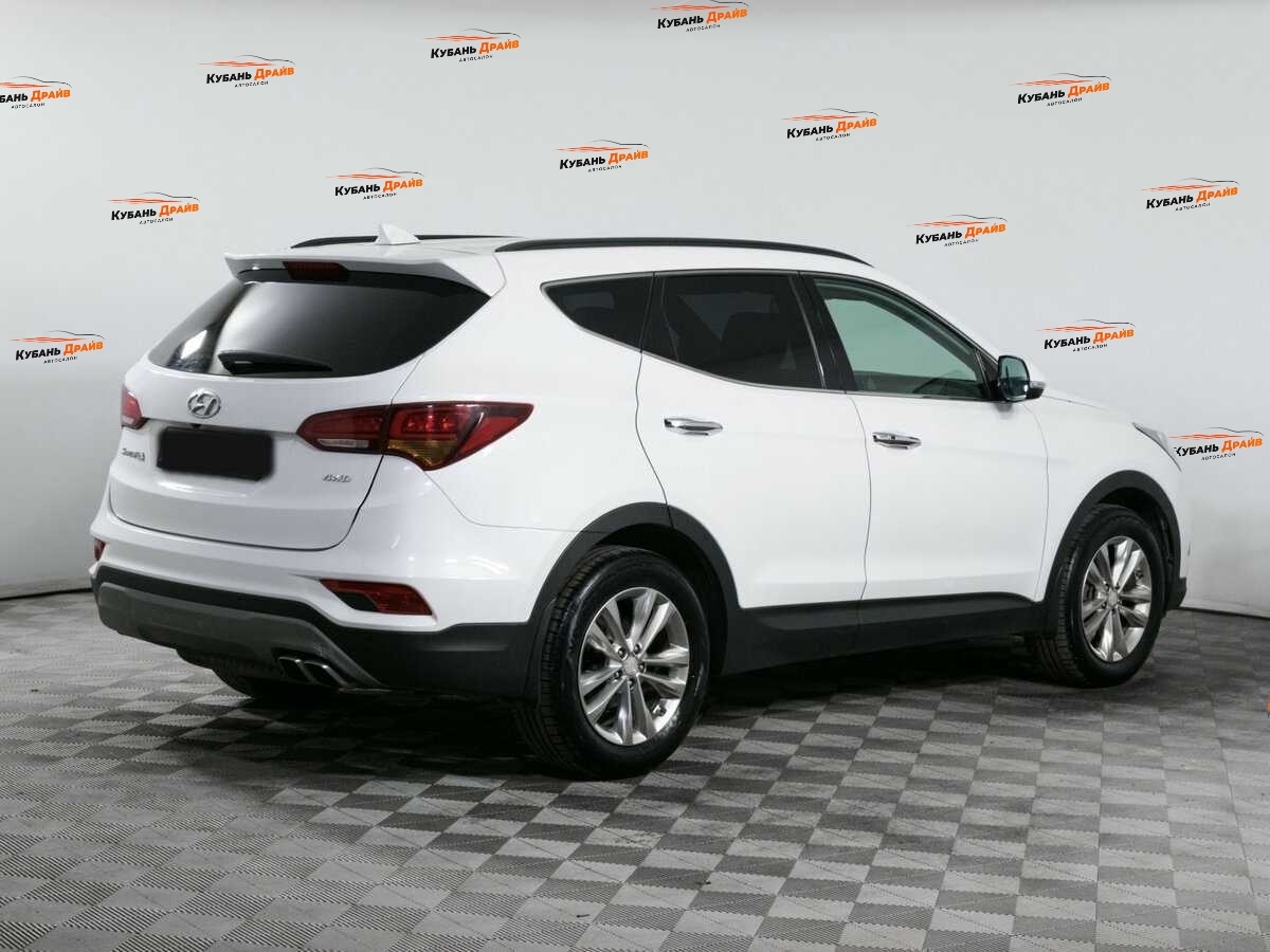 Hyundai Santa Fe 2017 года с пробегом. Фото: #3