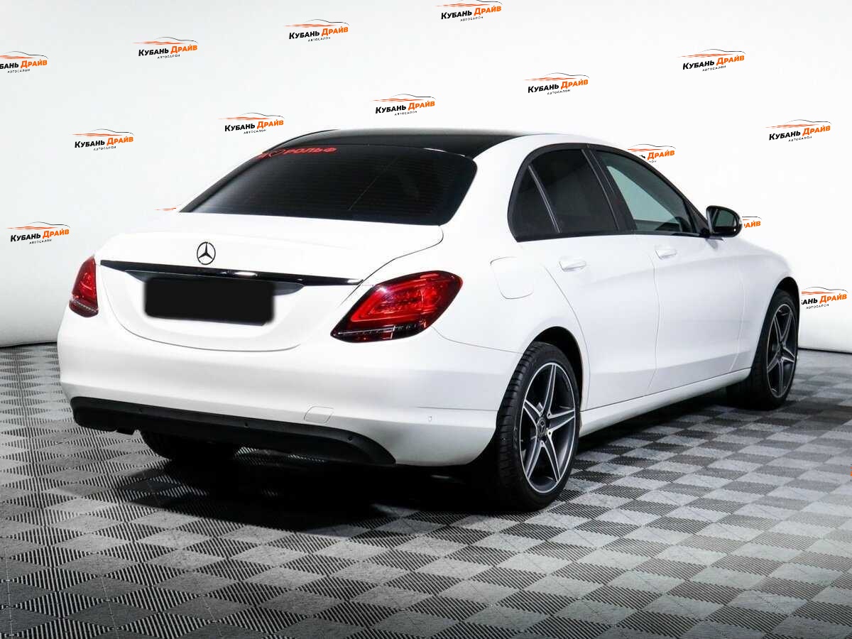 Mercedes-Benz C-Класс 2018 года с пробегом. Фото: #4