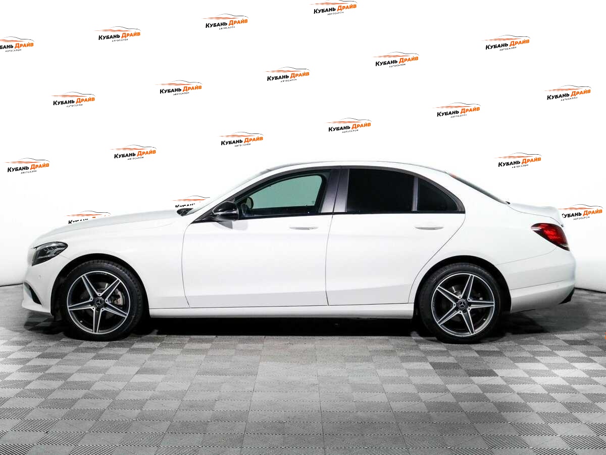 Mercedes-Benz C-Класс 2018 года с пробегом. Фото: #7