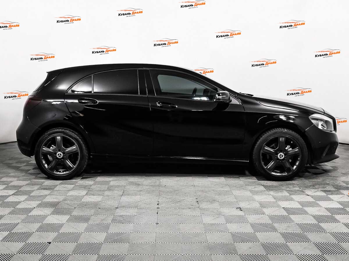 Mercedes-Benz A-Класс 2017 года с пробегом. Фото: #3