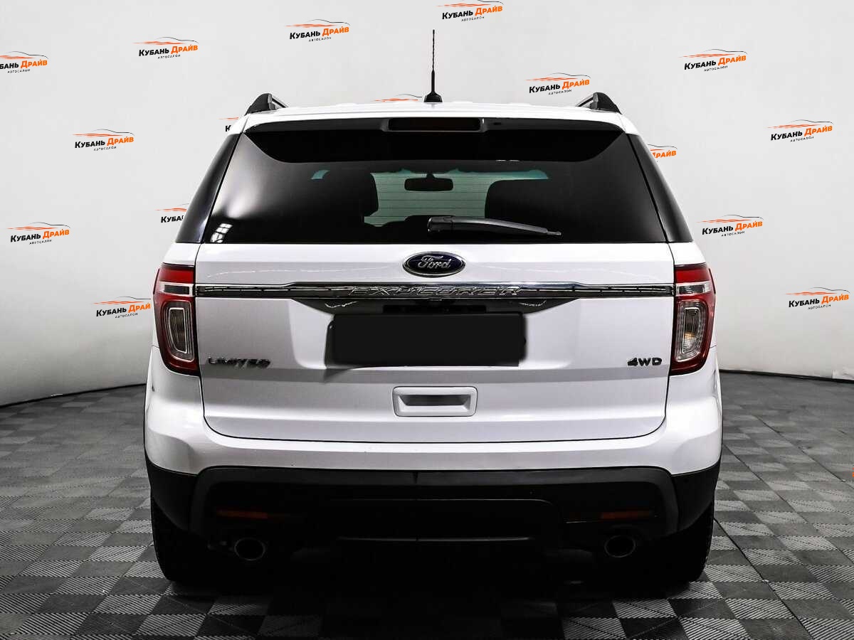 Ford Explorer 2014 года с пробегом. Фото: #5