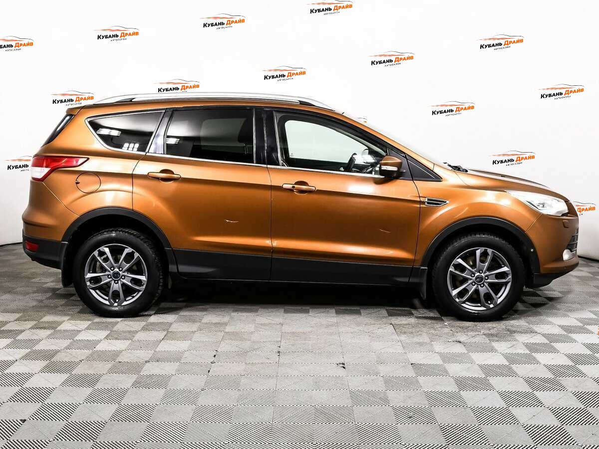 Ford Kuga 2013 года с пробегом. Фото: #3