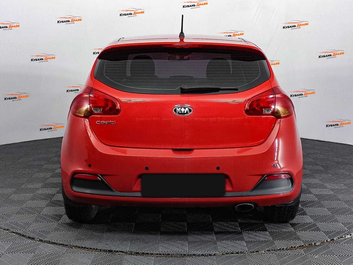Kia Ceed 2015 года с пробегом. Фото: #5