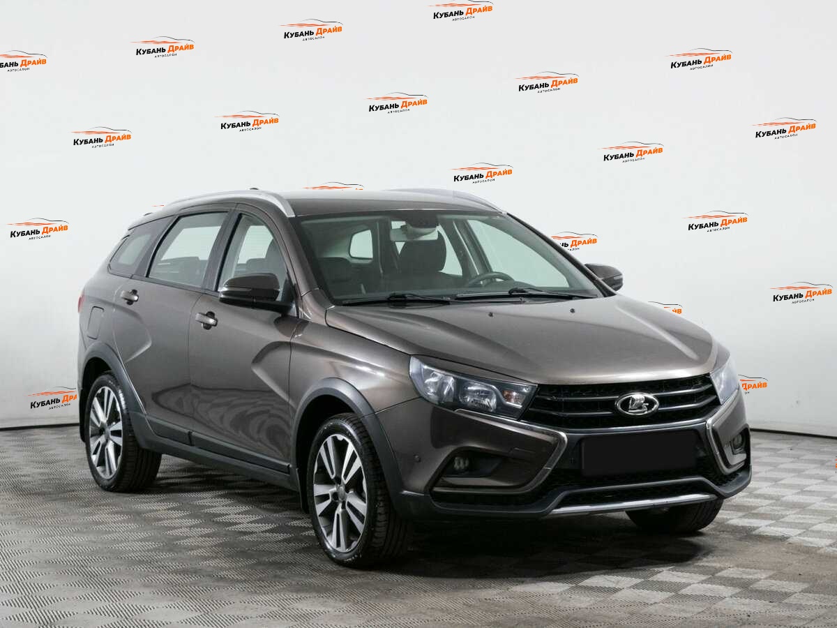 Lada (ВАЗ) Vesta 2019 года с пробегом. Фото: #2