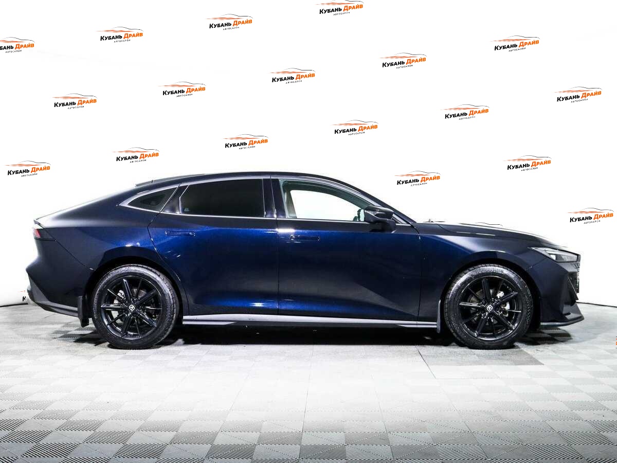 Changan UNI-V 2023 года с пробегом. Фото: #3