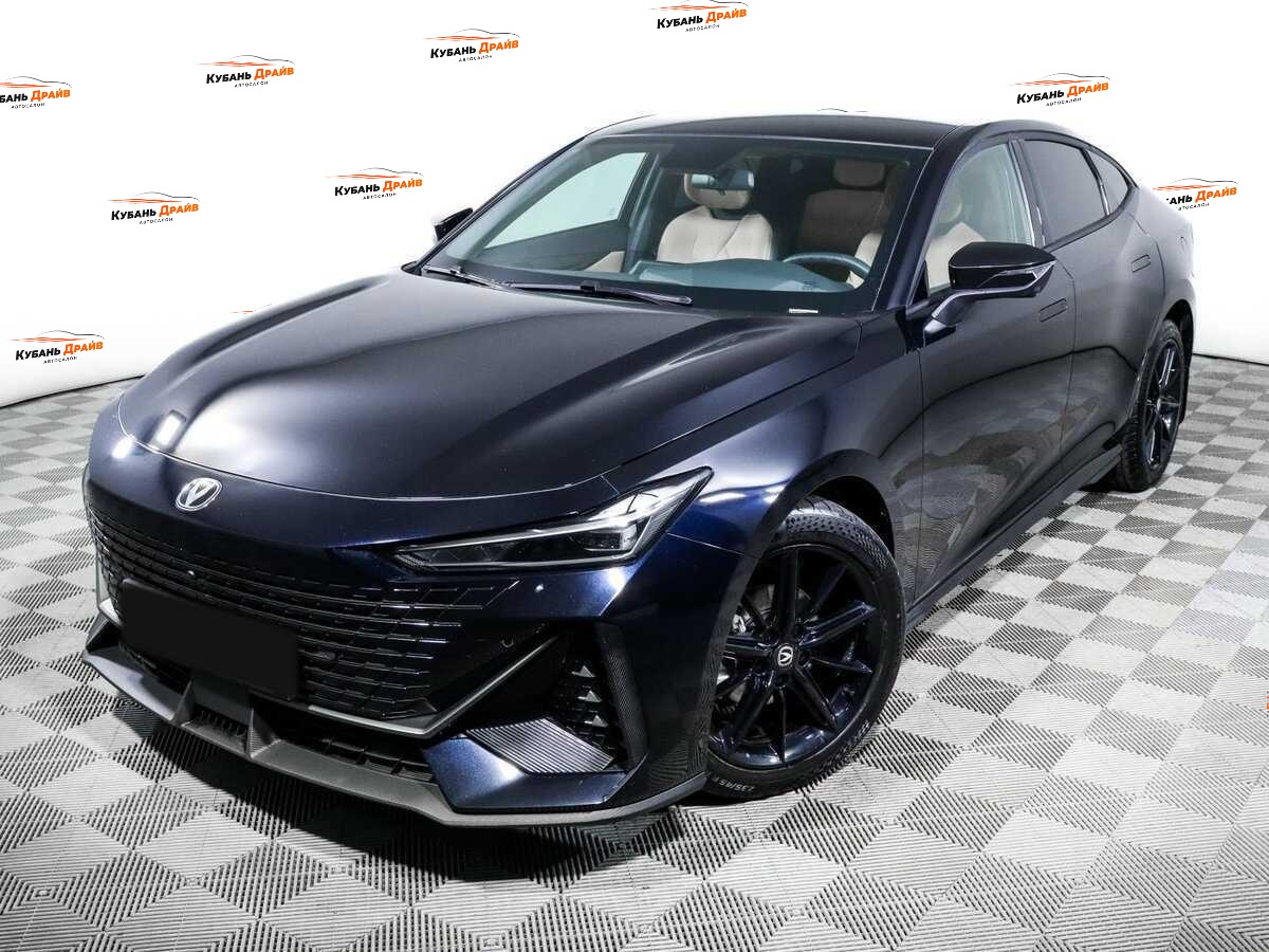 Changan UNI-V 2023 года с пробегом. Фото: #12