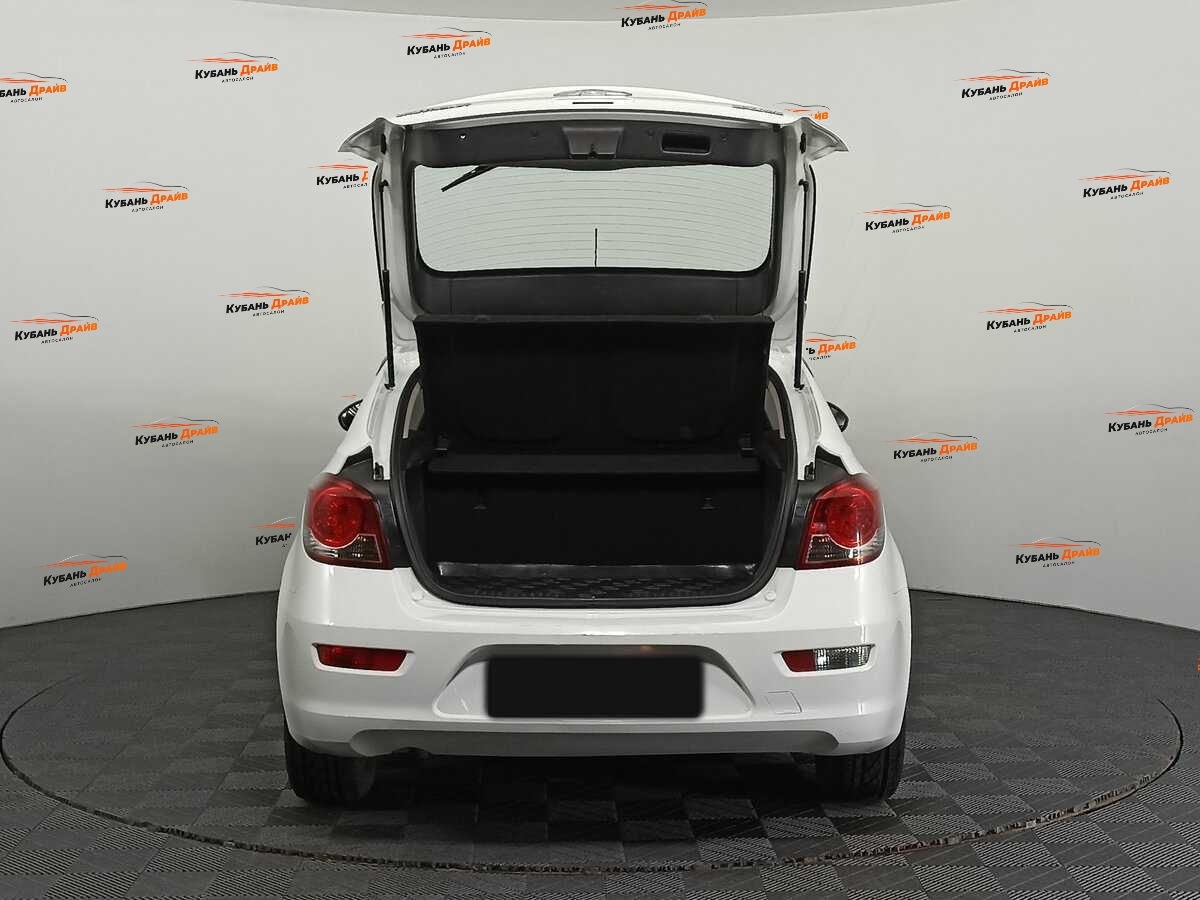 Chevrolet Cruze 2012 года с пробегом. Фото: #8