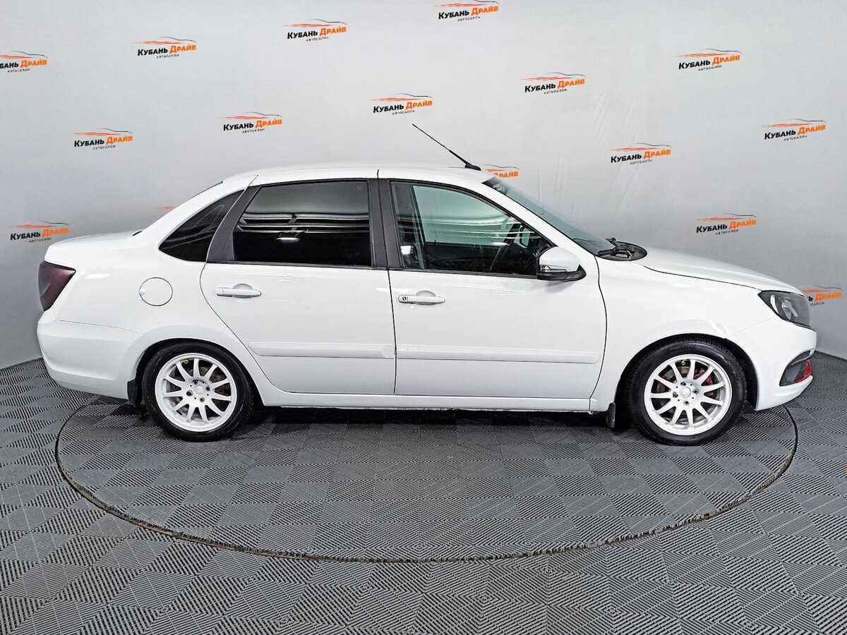 Lada (ВАЗ) Granta 2020 года с пробегом. Фото: #3