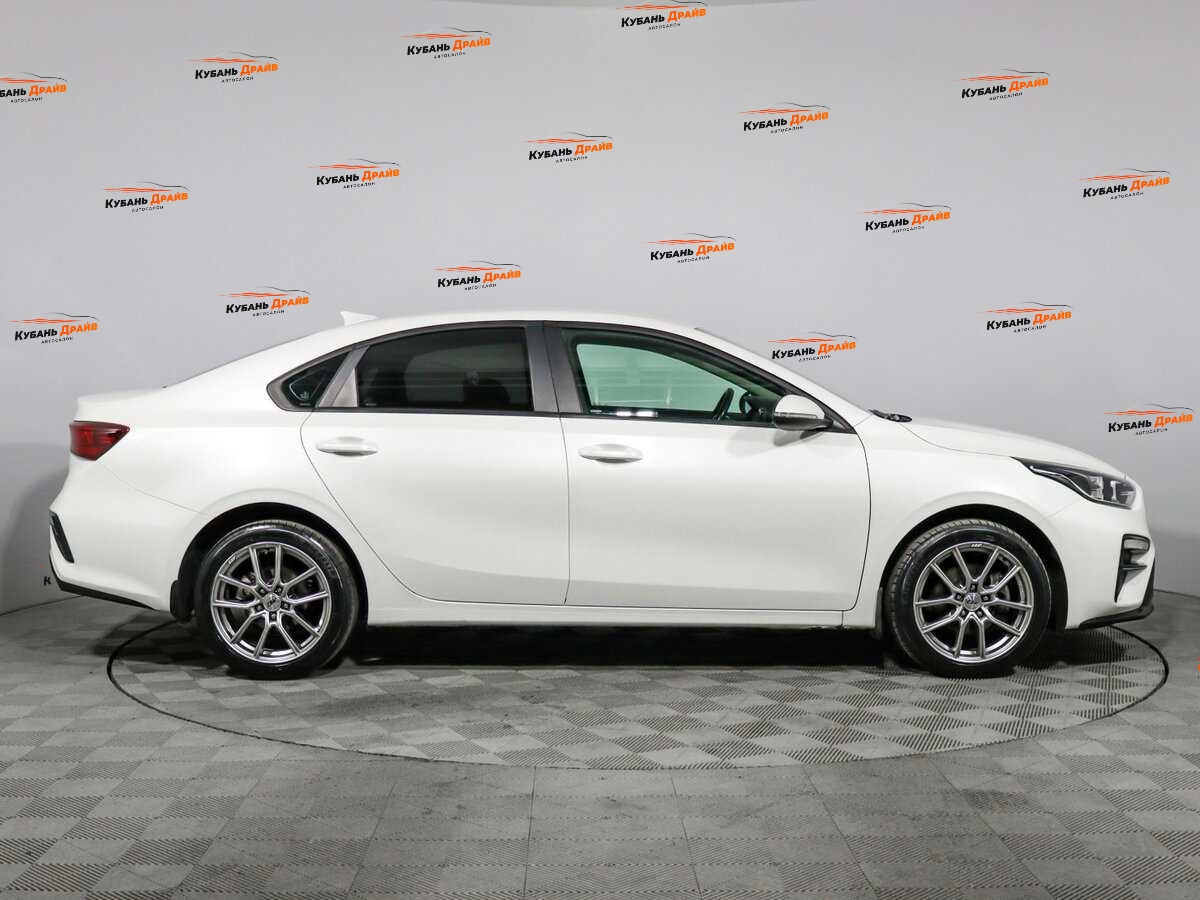 Kia Cerato 2019 года с пробегом. Фото: #3