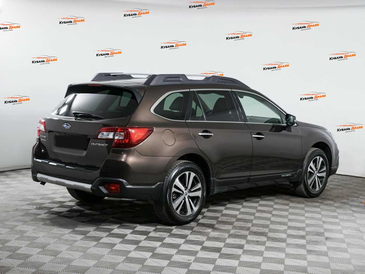 Subaru Outback 2018 года с пробегом. Фото: #3