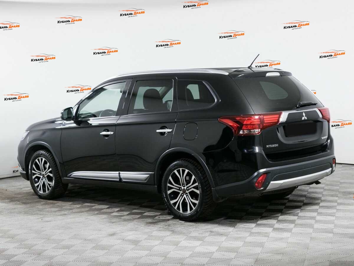 Mitsubishi Outlander 2015 года с пробегом. Фото: #5