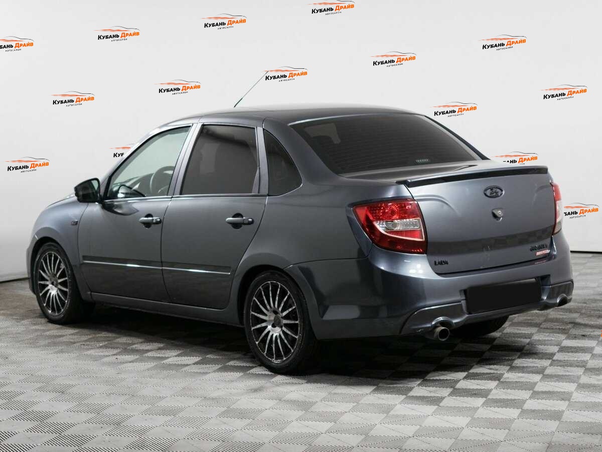 Lada (ВАЗ) Granta 2018 года с пробегом. Фото: #4