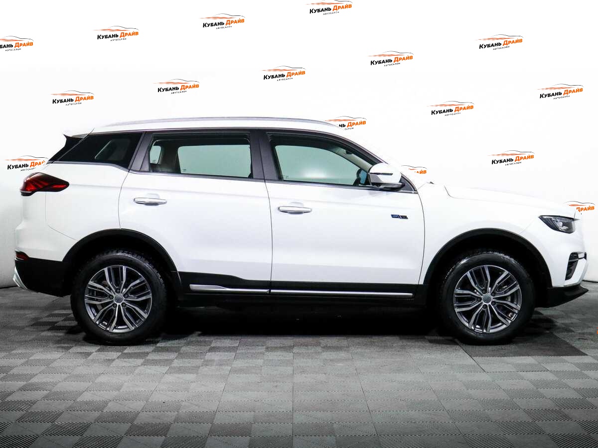 Geely Atlas Pro 2023 года с пробегом. Фото: #3