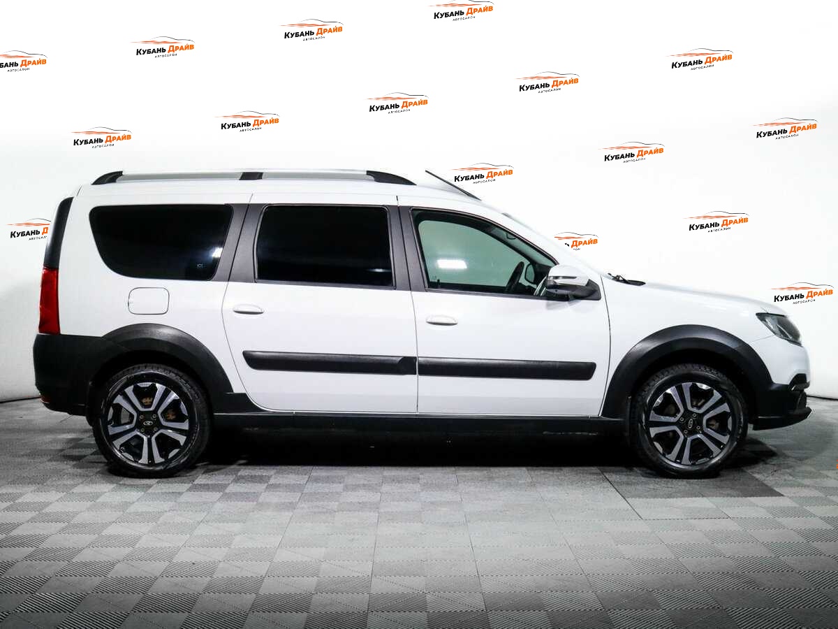 Lada (ВАЗ) Largus 2021 года с пробегом. Фото: #3