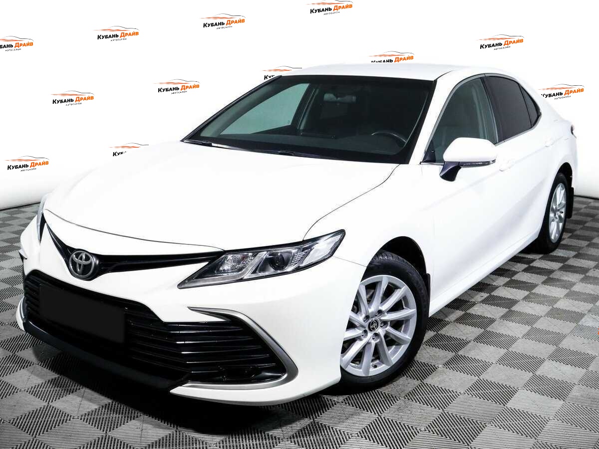 Toyota Camry 2021 года с пробегом. Фото: #11