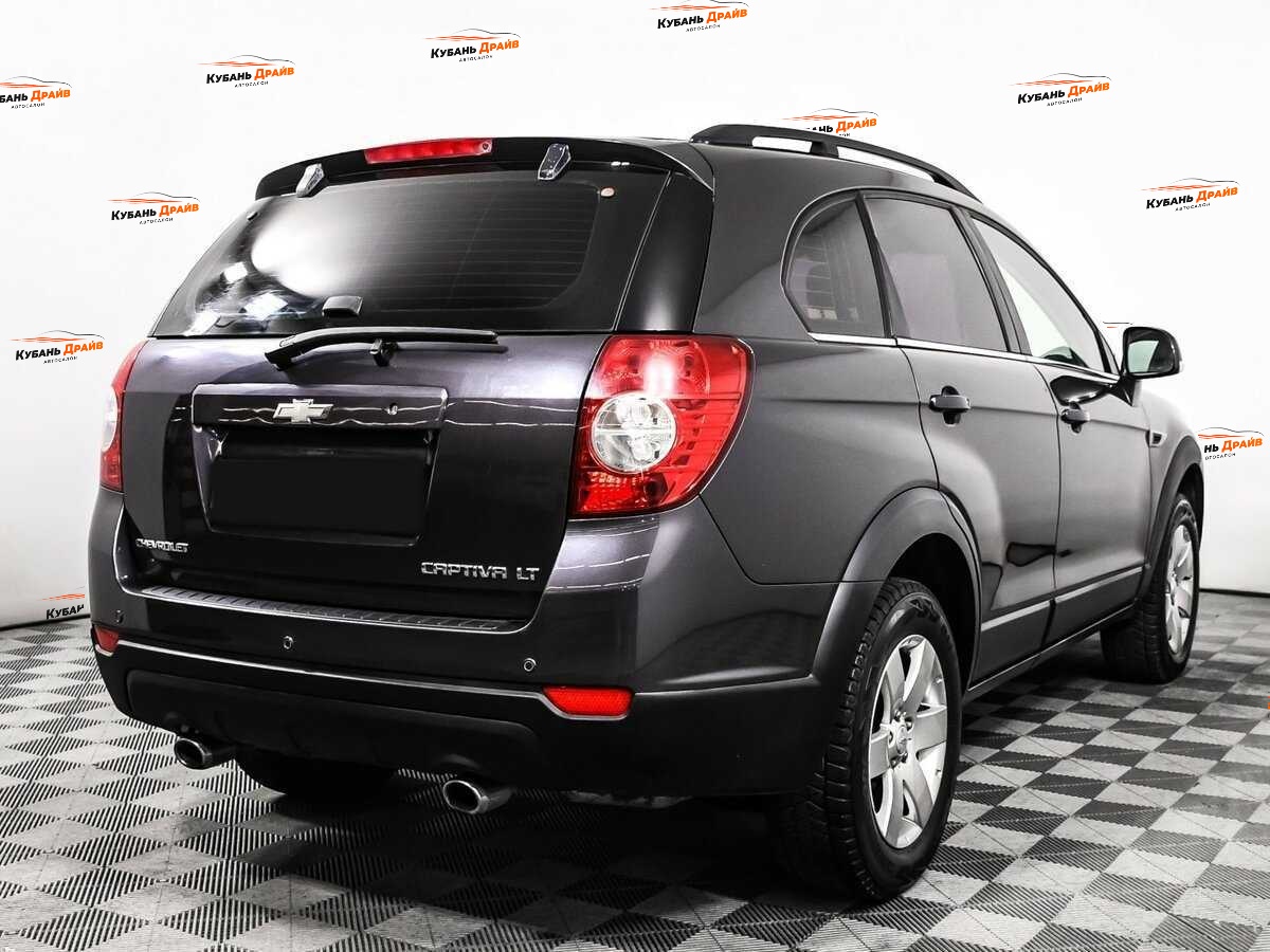 Chevrolet Captiva 2012 года с пробегом. Фото: #4