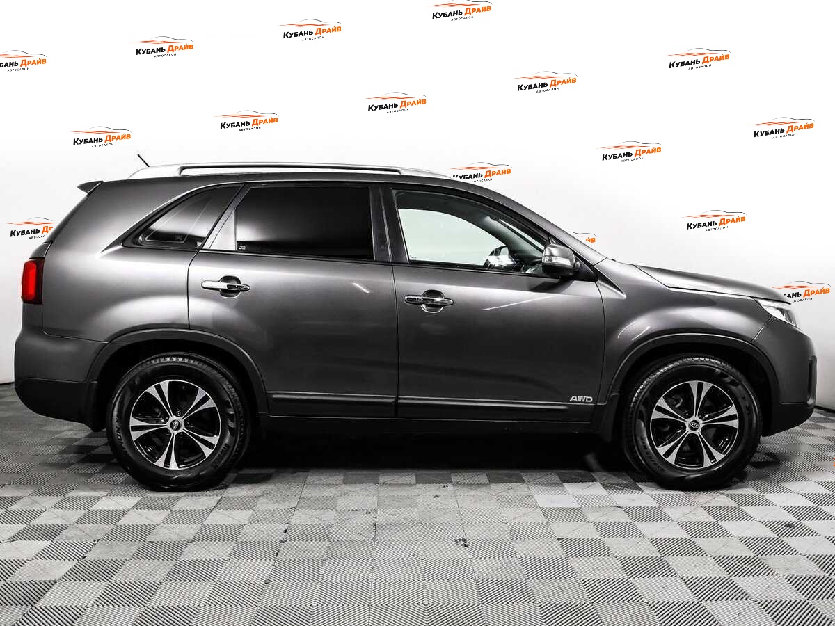 Kia Sorento 2018 года с пробегом. Фото: #3