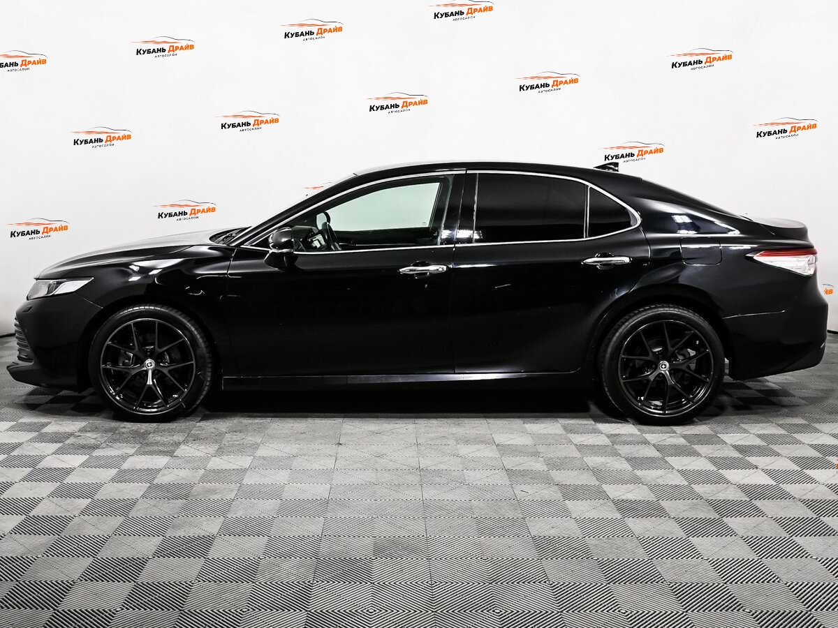 Toyota Camry 2019 года с пробегом. Фото: #7