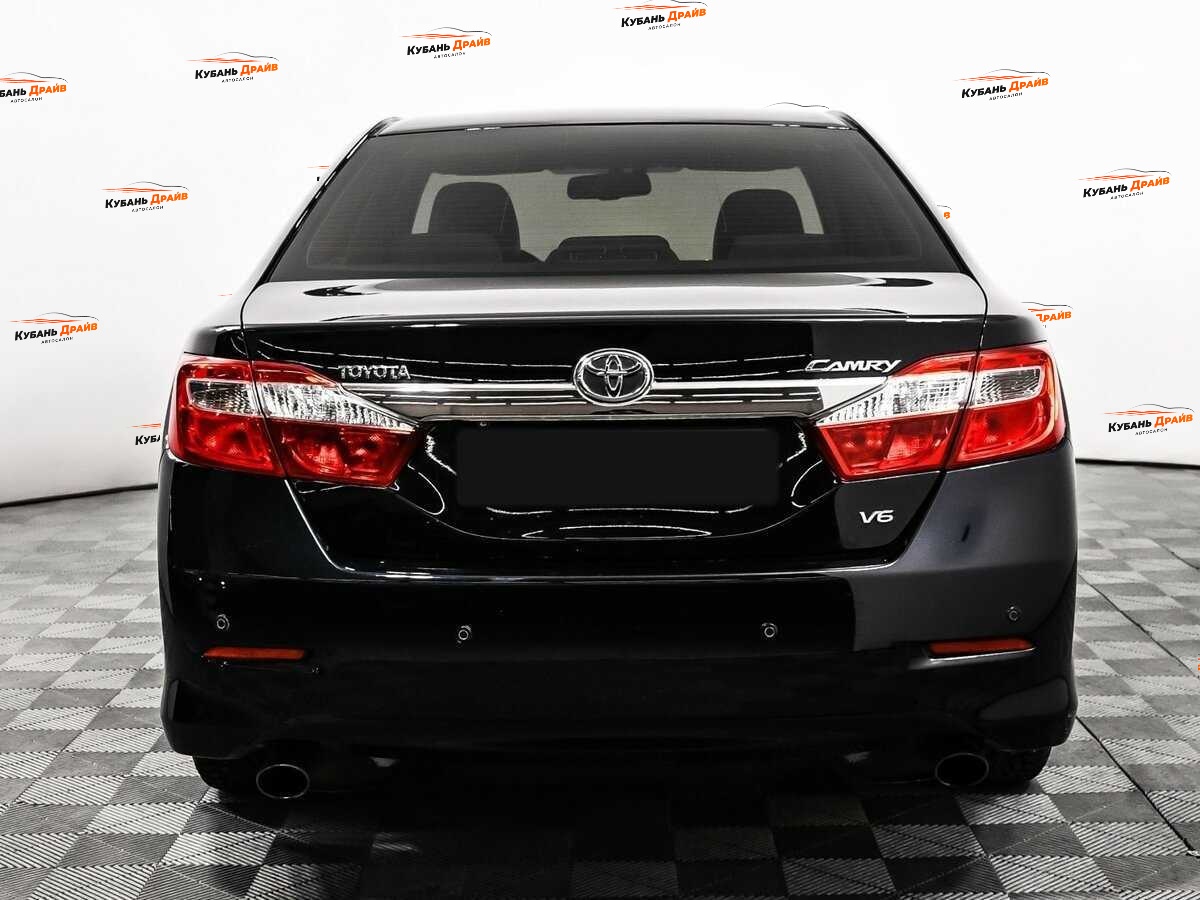 Toyota Camry 2013 года с пробегом. Фото: #5