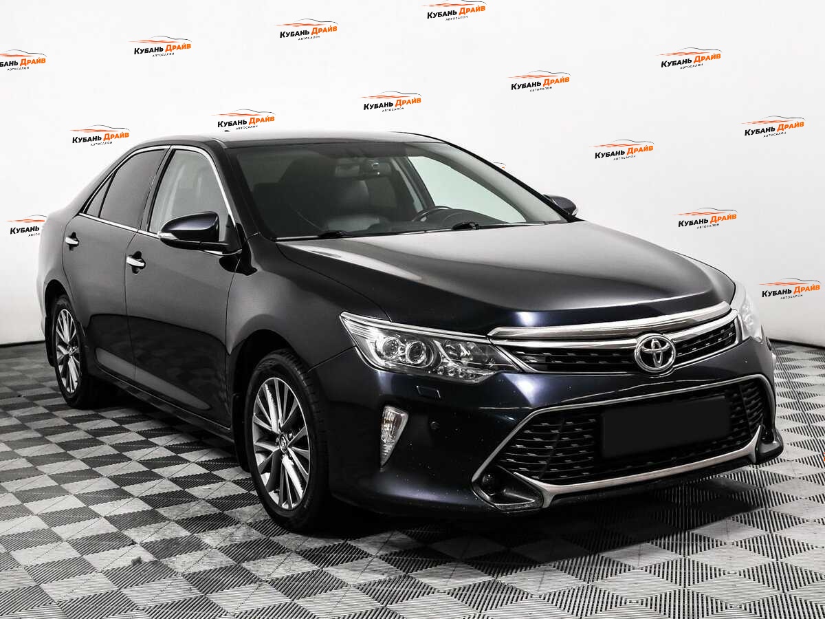 Toyota Camry 2017 года с пробегом. Фото: #2
