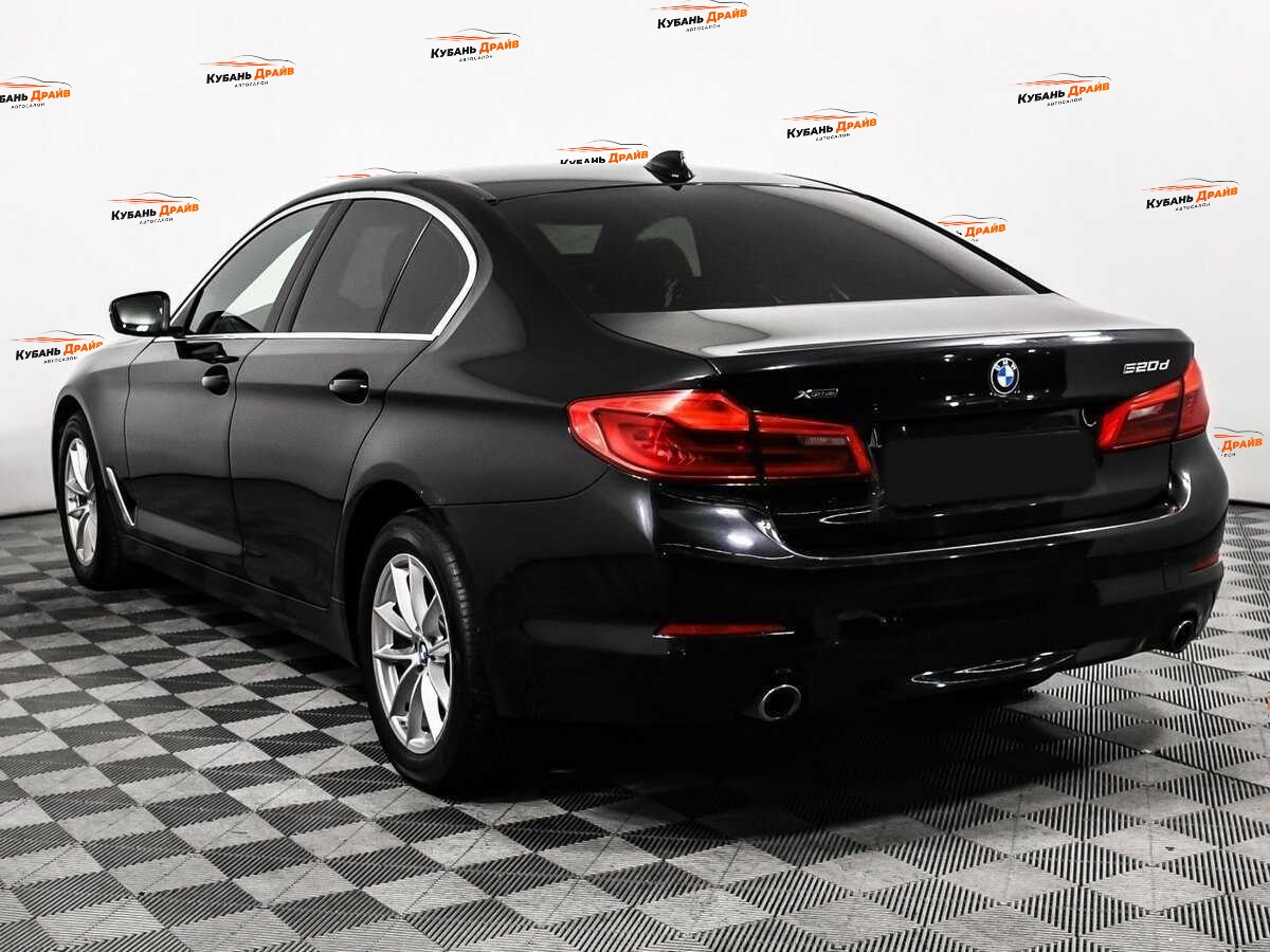 BMW 5 серии 2019 года с пробегом. Фото: #6