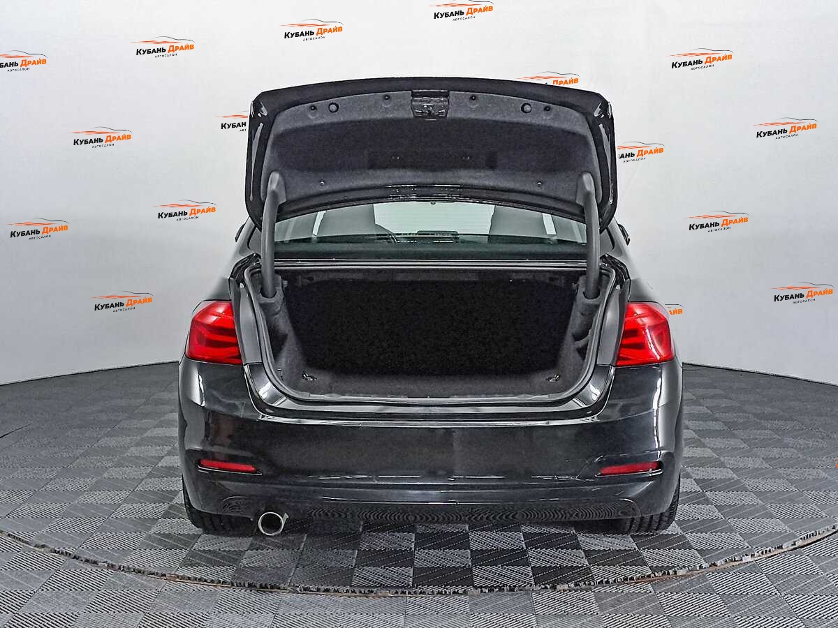 BMW 3 серии 2018 года с пробегом. Фото: #7