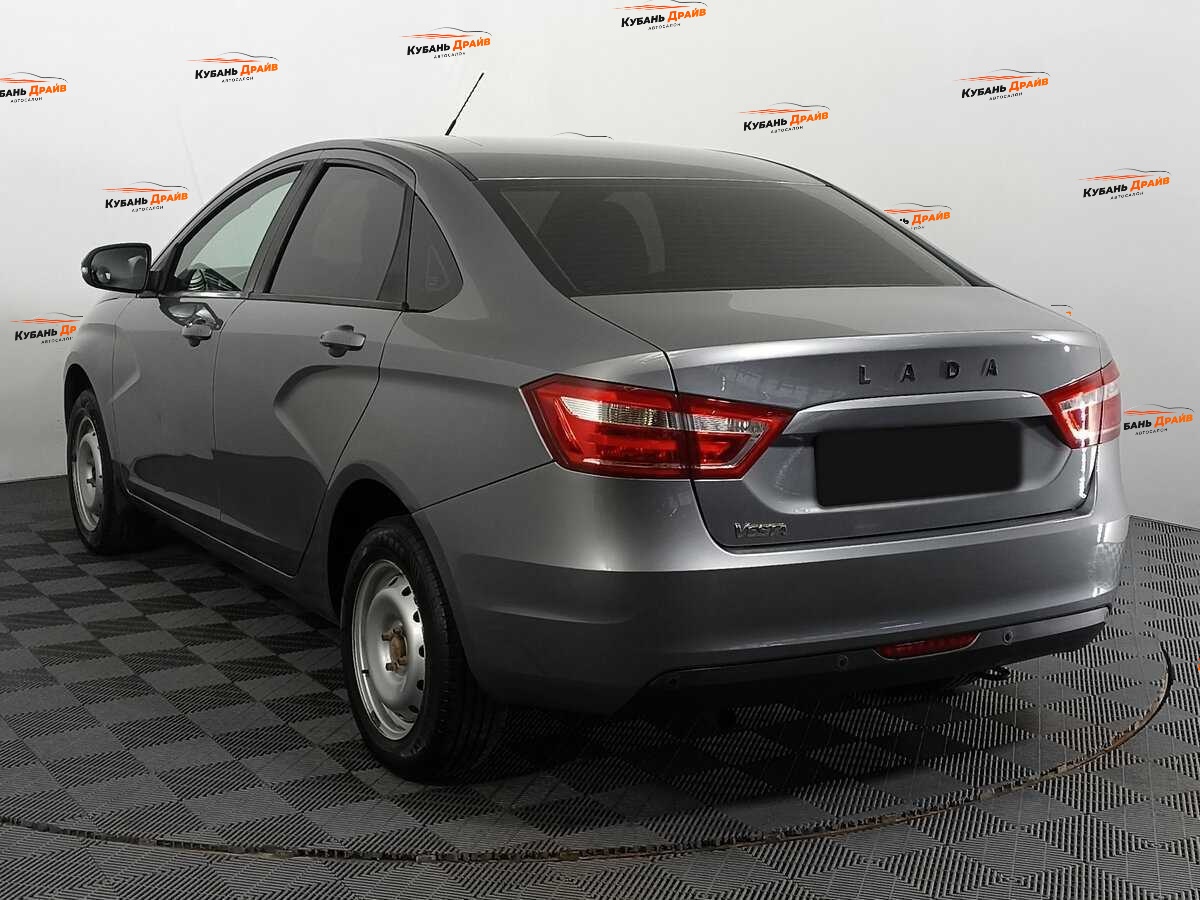 Lada (ВАЗ) Vesta 2018 года с пробегом. Фото: #6