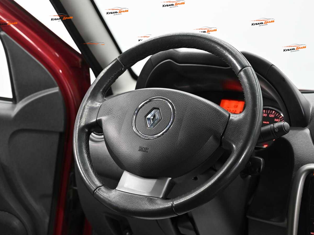 Renault Duster 2014 года с пробегом. Фото: #7