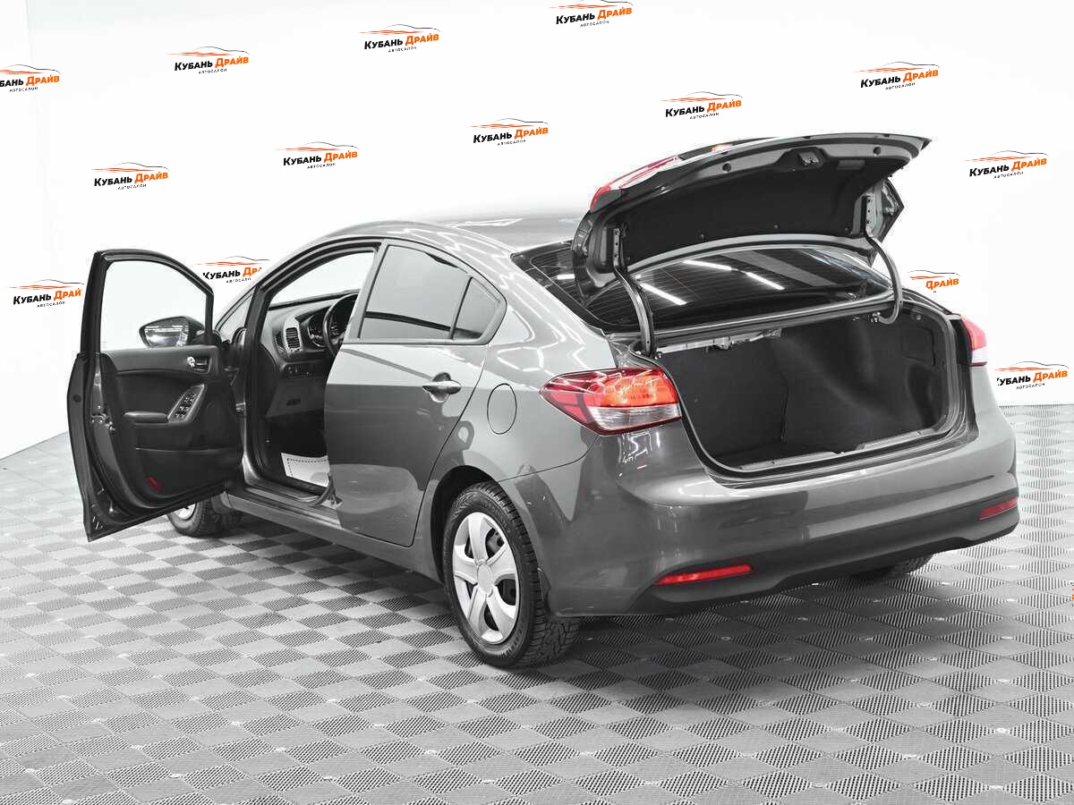 Kia Cerato 2018 года с пробегом. Фото: #4
