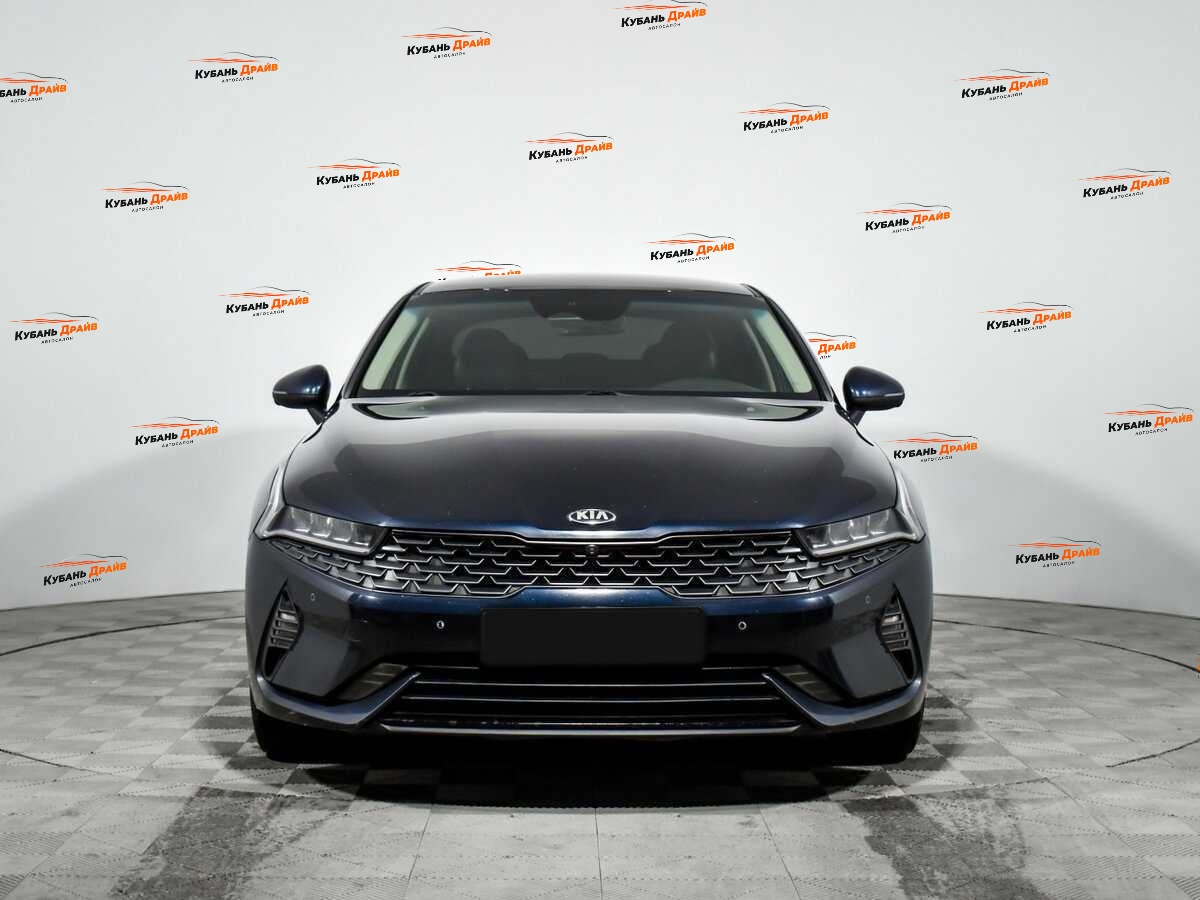Kia K5 2021 года с пробегом. Фото: #1