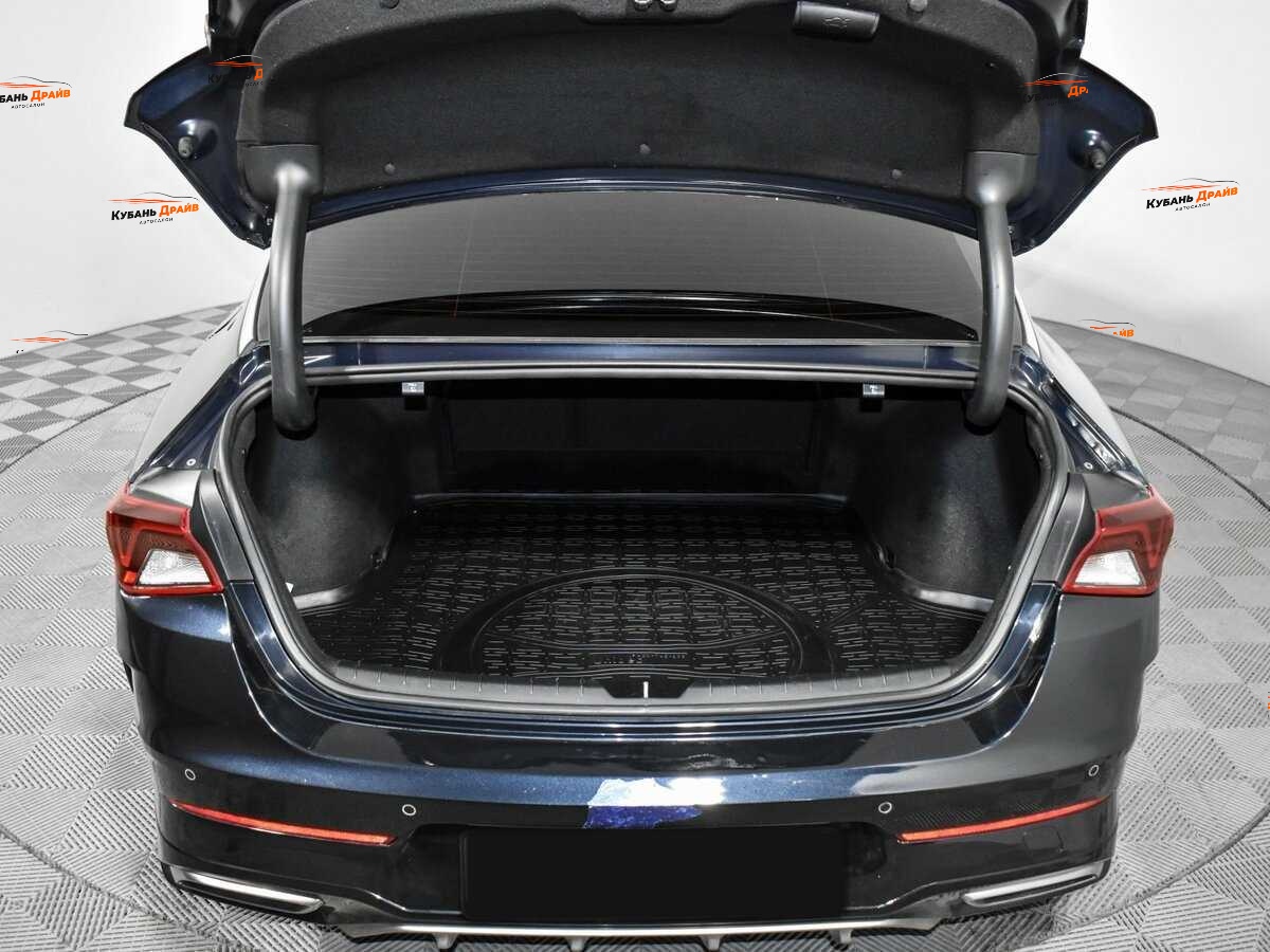 Kia K5 2021 года с пробегом. Фото: #21