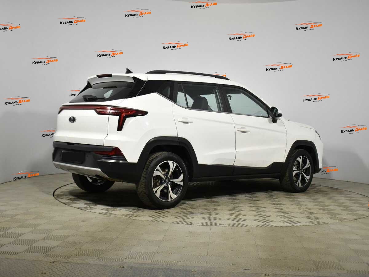 Москвич 3 2023 года с пробегом. Фото: #4