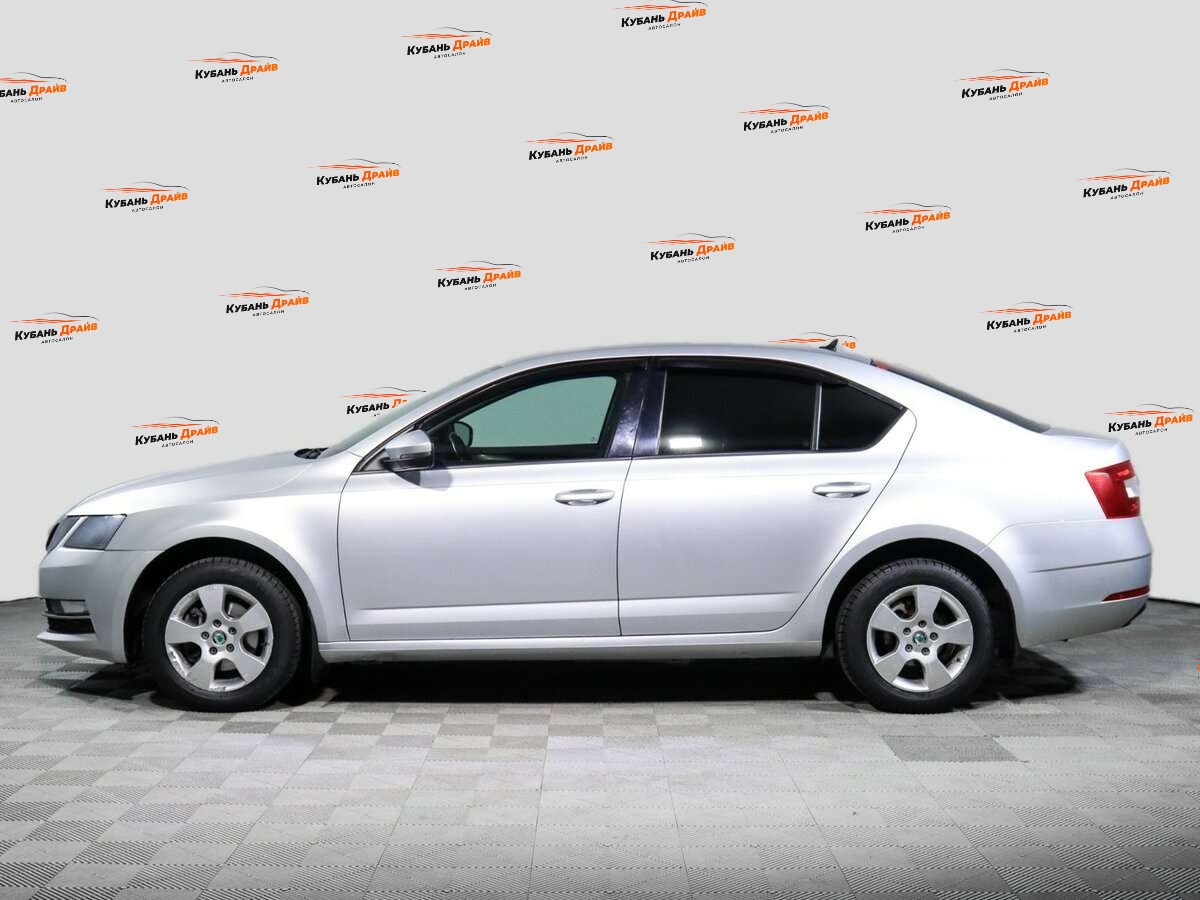 Skoda Octavia 2017 года с пробегом. Фото: #4