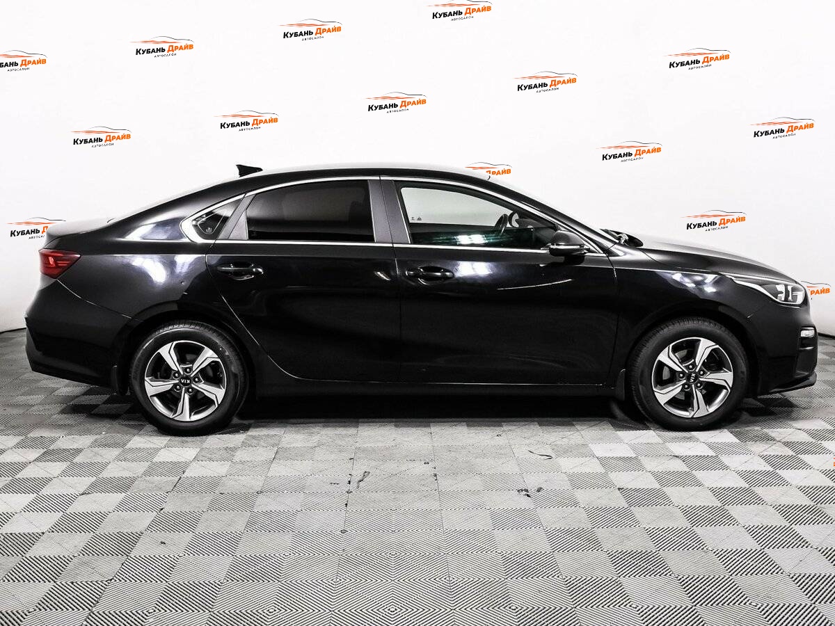 Kia Cerato 2021 года с пробегом. Фото: #3