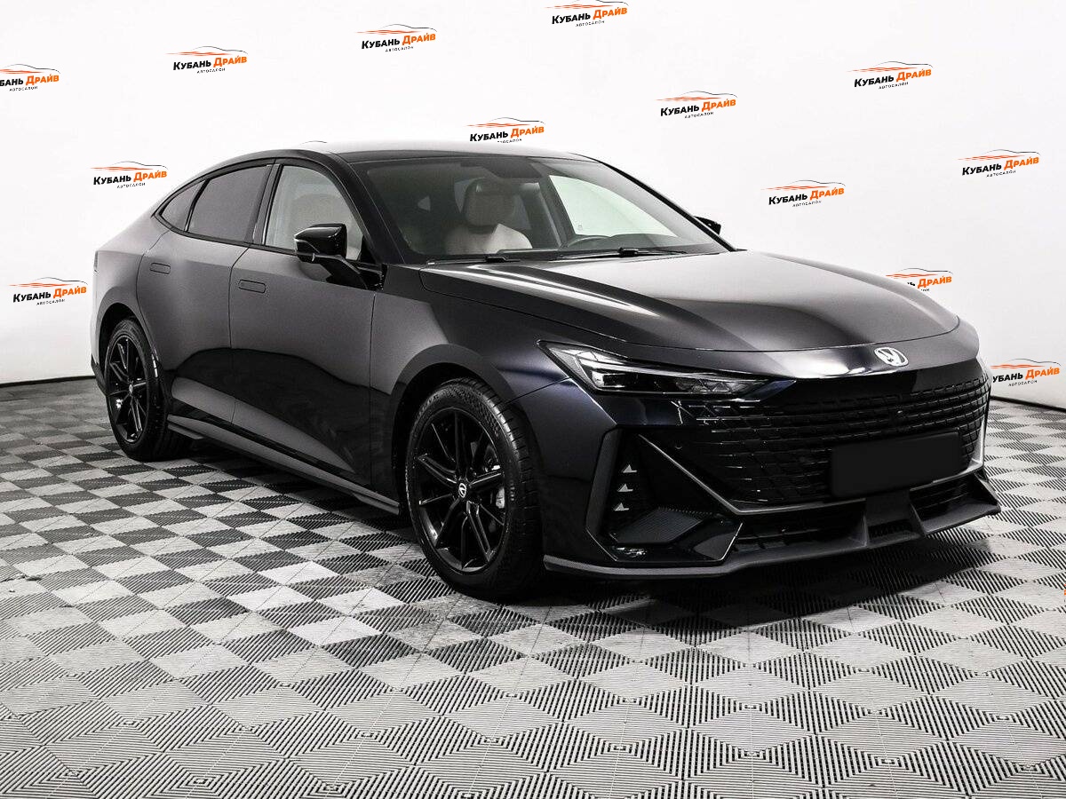 Changan UNI-V 2022 года с пробегом. Фото: #2