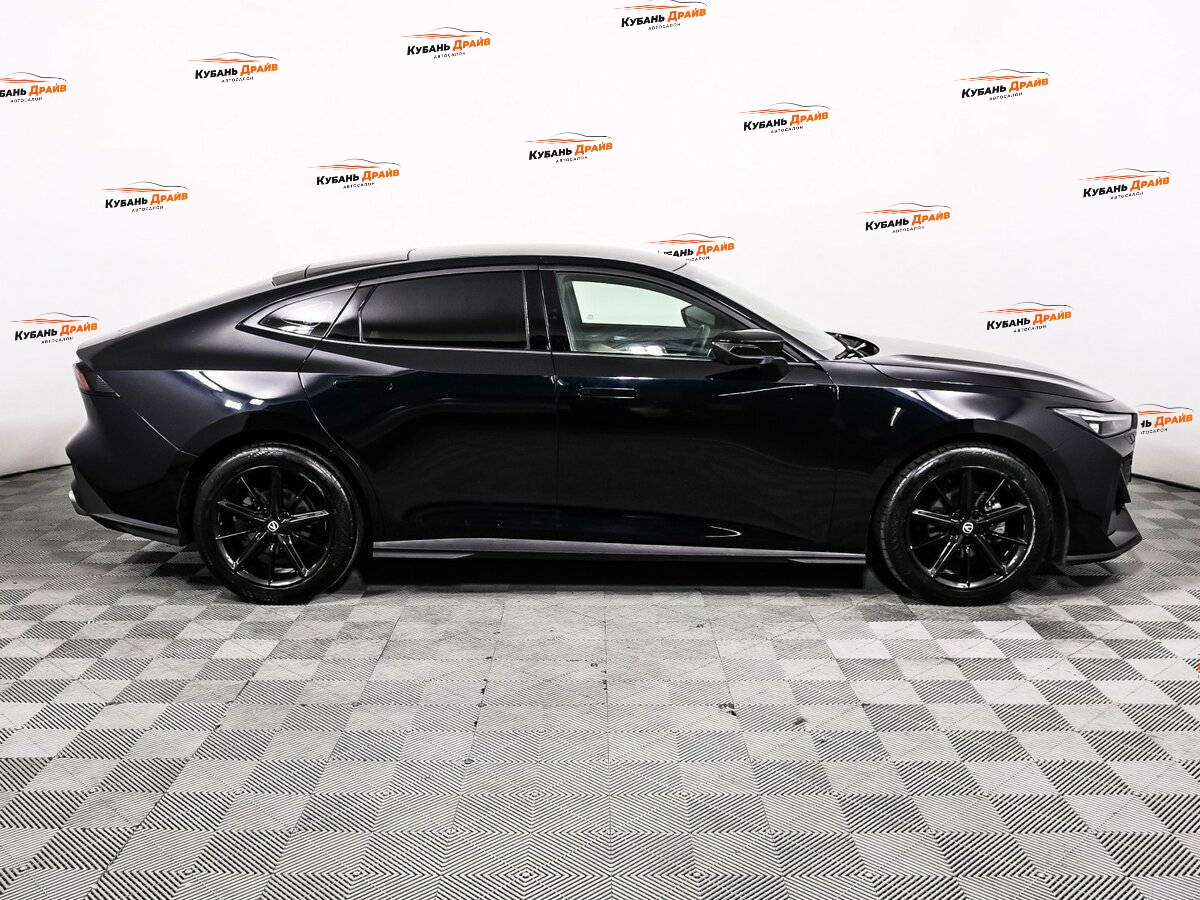 Changan UNI-V 2022 года с пробегом. Фото: #3