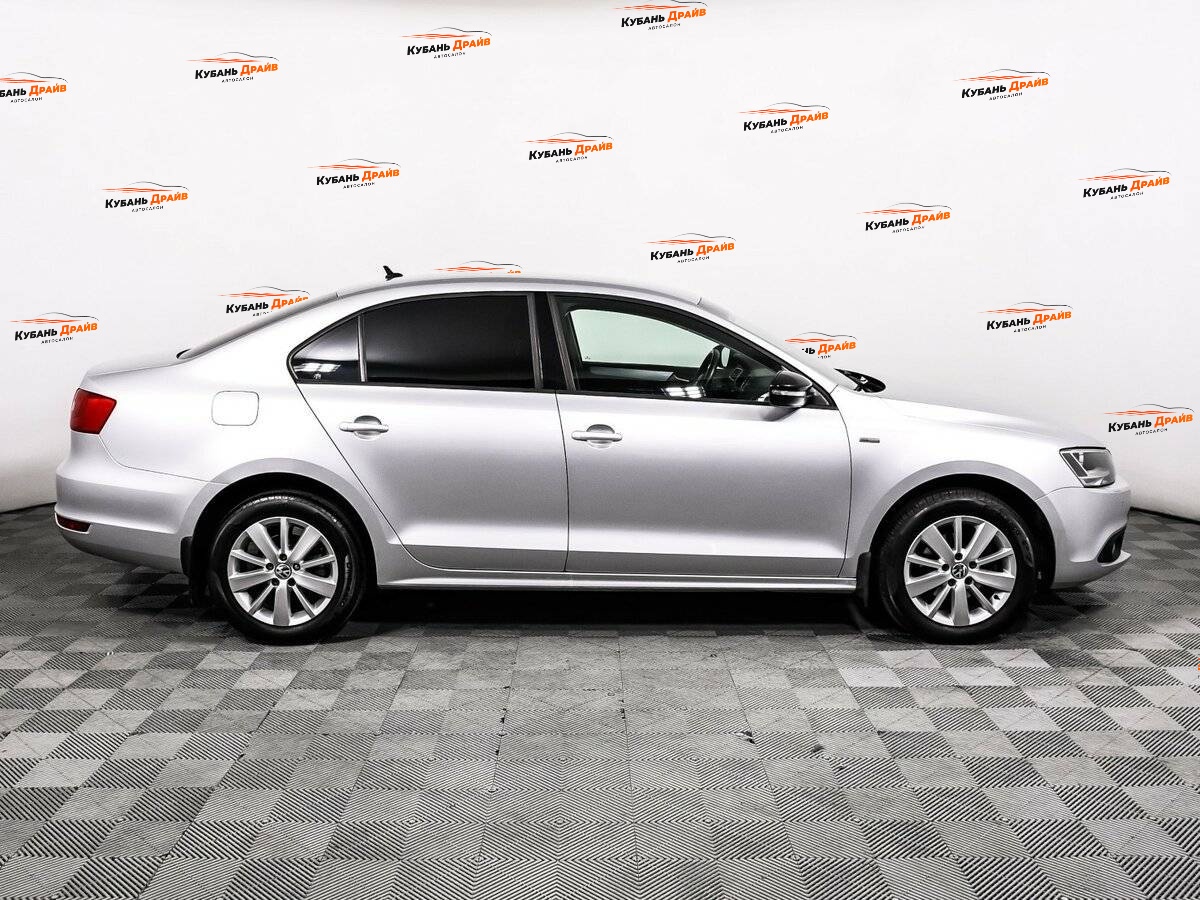 Volkswagen Jetta 2013 года с пробегом. Фото: #3
