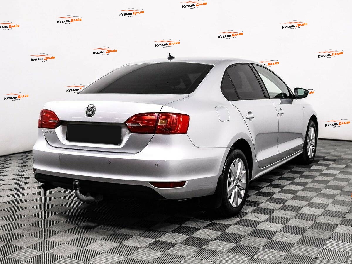 Volkswagen Jetta 2013 года с пробегом. Фото: #4